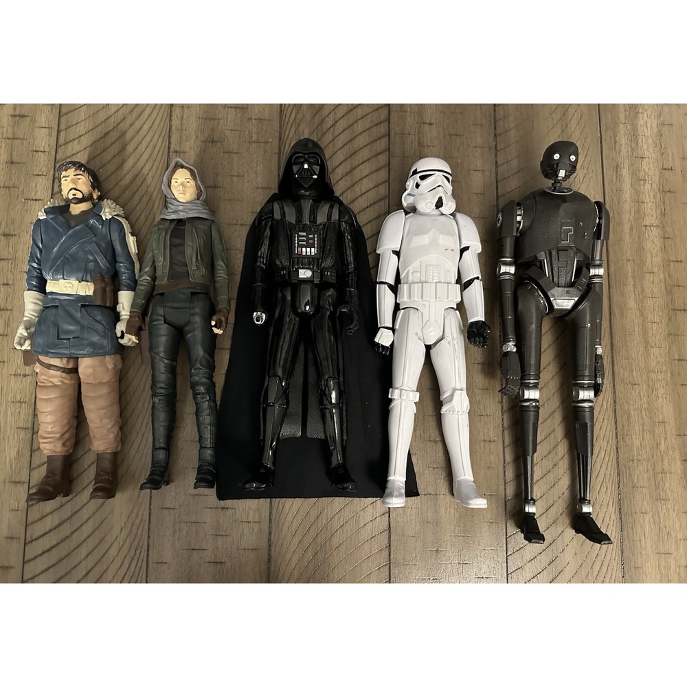 Star Wars figures lot of‎ 5 Darth Vadar More